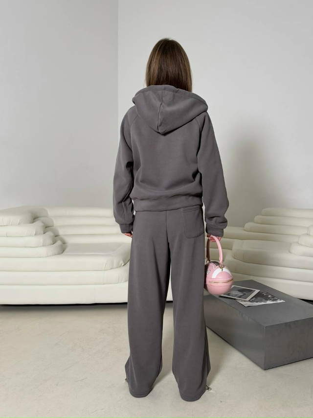 Спортивный костюм 23127765