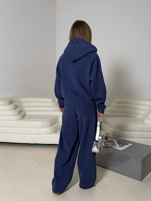 Спортивный костюм 23127767