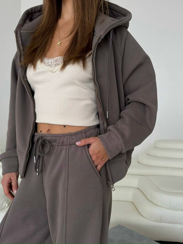 Спортивный костюм 23127763