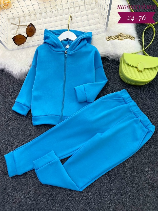 Спортивный костюм 23127974