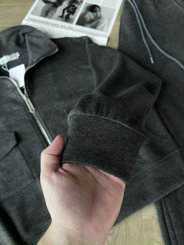 Спортивный костюм 23129985