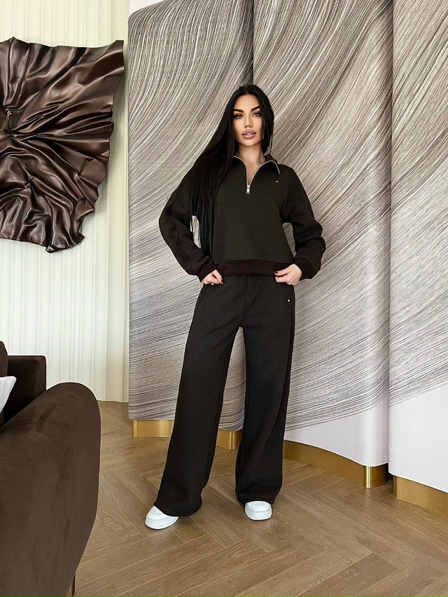 Спортивный костюм 23130081