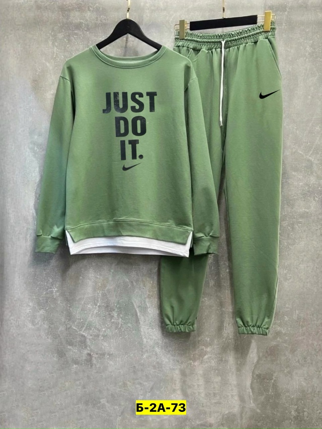 Спортивный костюм 23130291