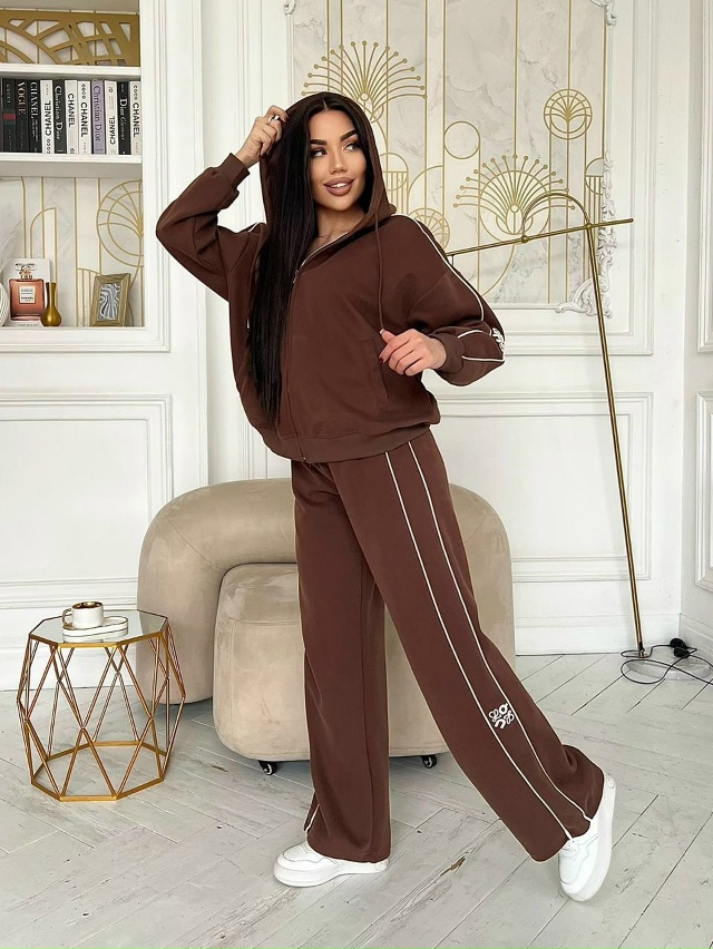 Спортивный костюм 23129986