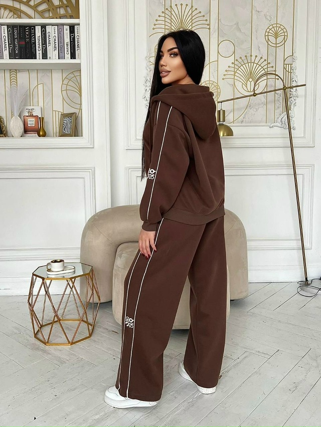 Спортивный костюм 23129986