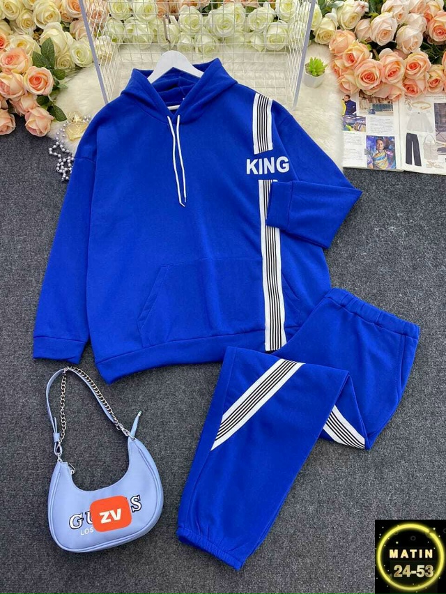 Спортивный костюм 23131246