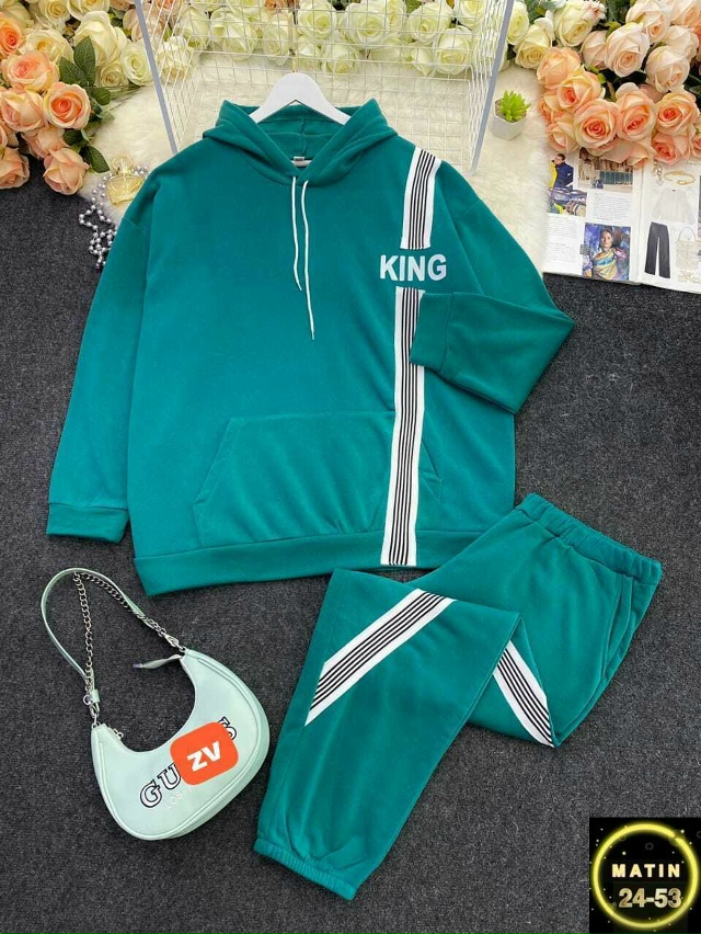 Спортивный костюм 23131246