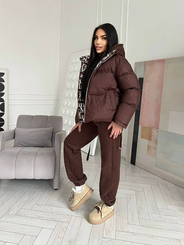 Спортивный костюм 23132912