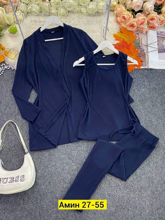 Спортивный костюм 23135370