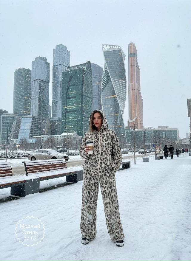 Спортивный костюм 23134737