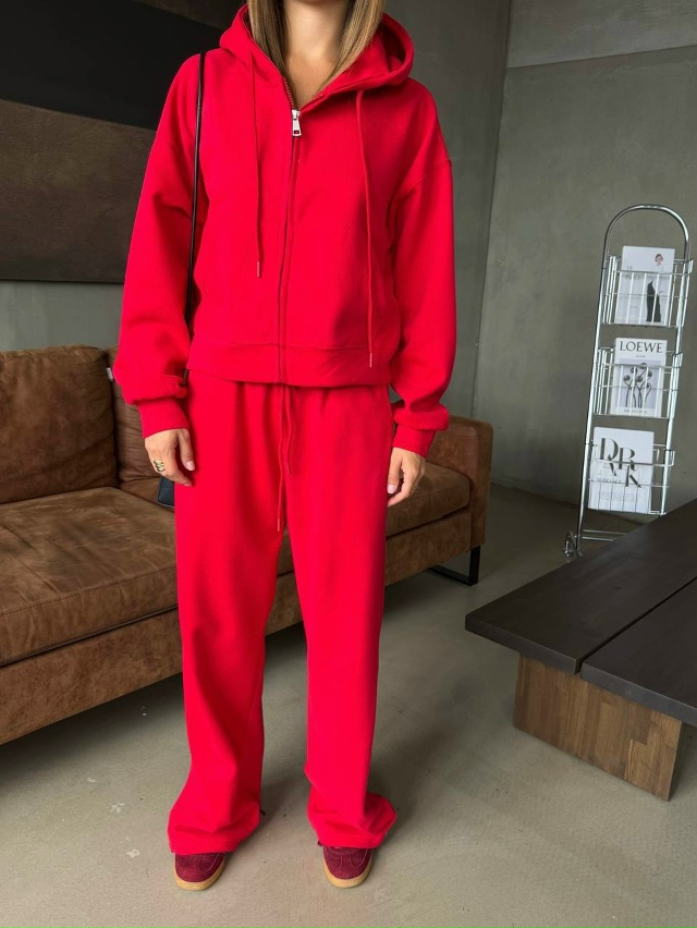 Спортивный костюм 23134820