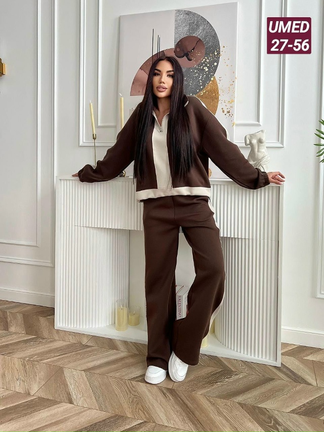 Спортивный костюм 23137129