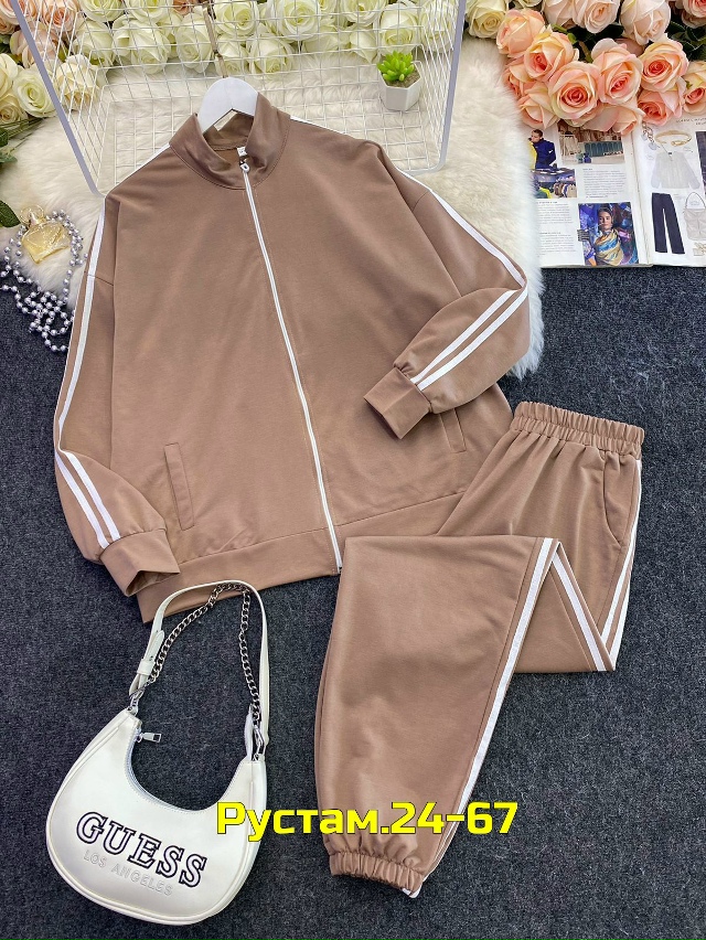 Спортивный костюм 23137051