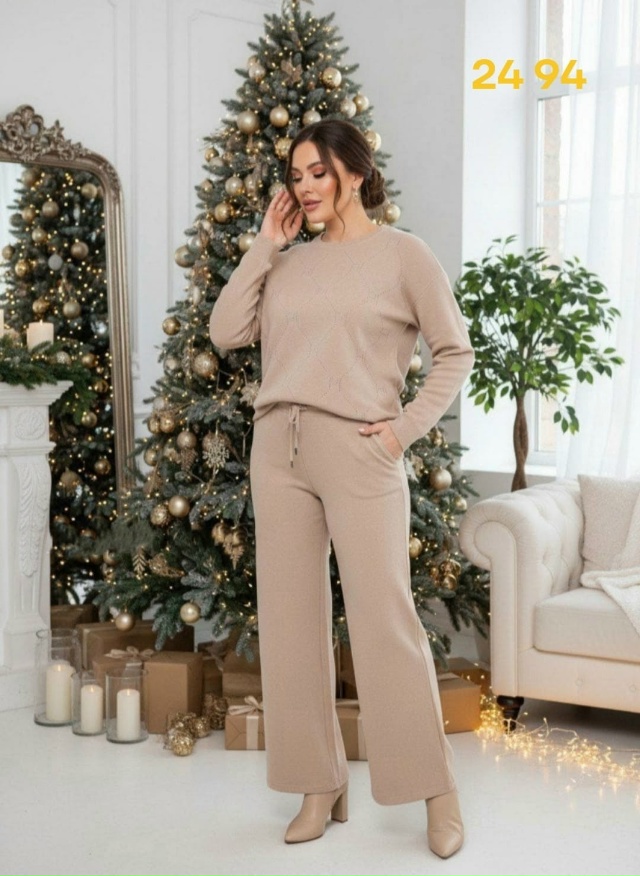 Костюм 23136255