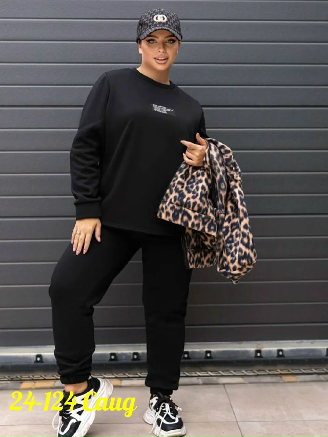 Спортивный костюм 23137115