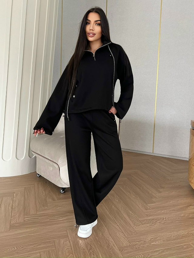 Спортивный костюм 23138486