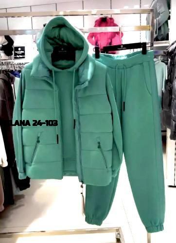 Спортивный костюм 23138677