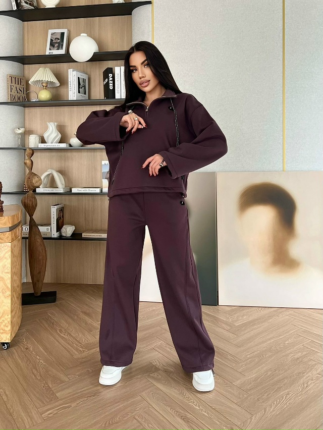 Спортивный костюм 23138486