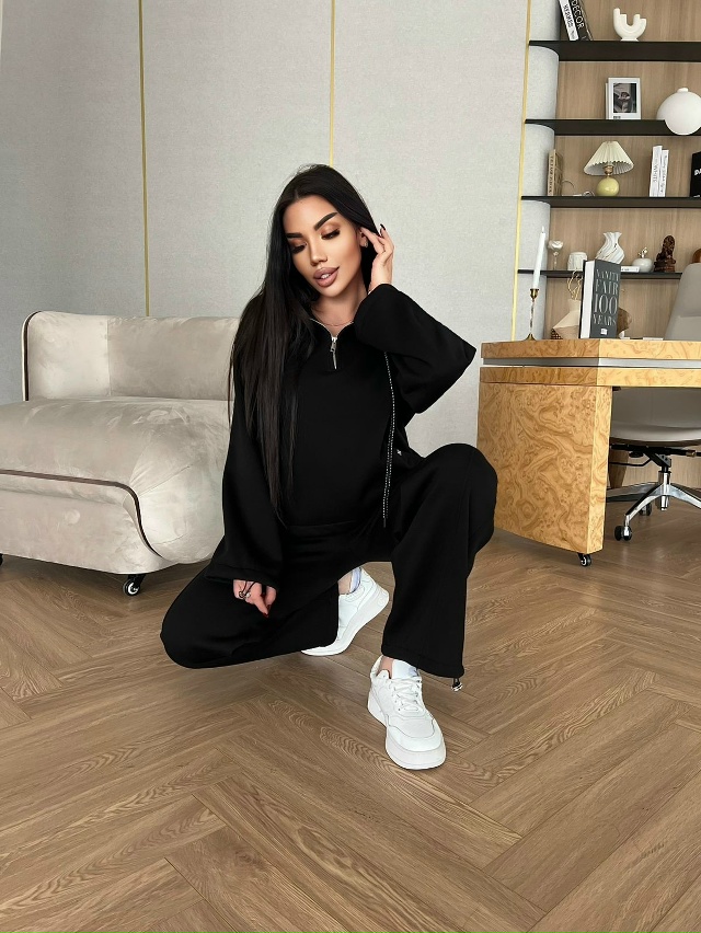 Спортивный костюм 23138486