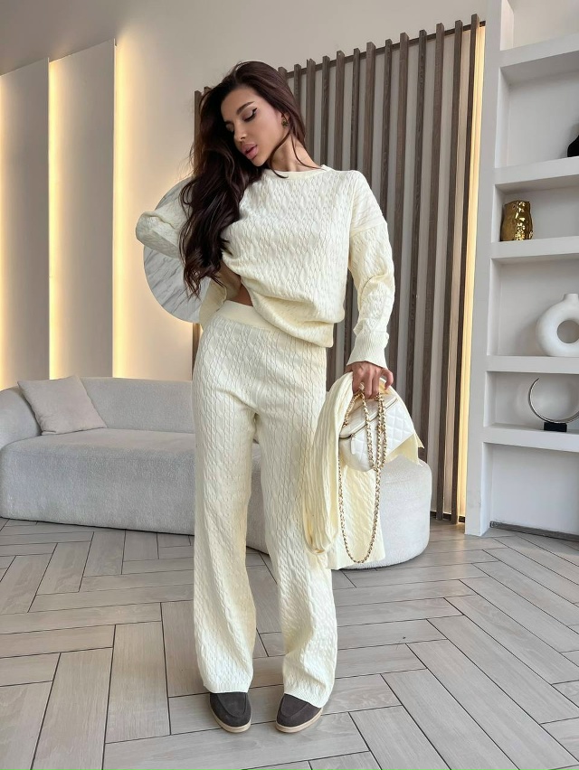 Костюм 23138596