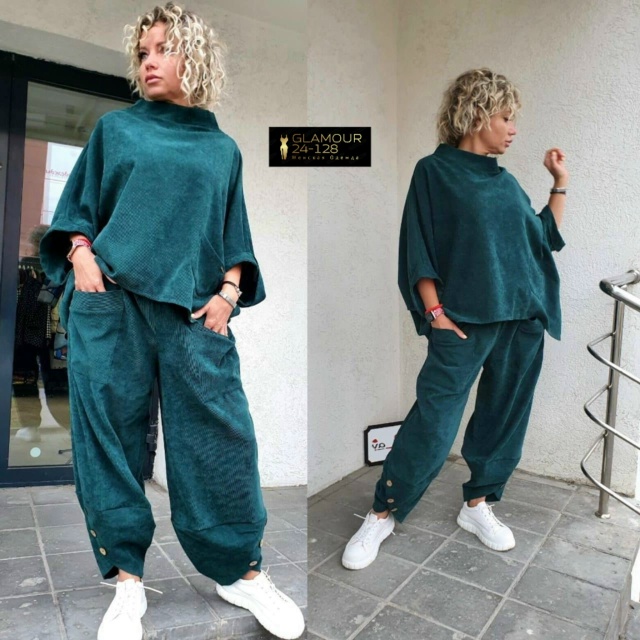 Спортивный костюм 23139419