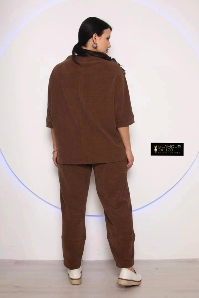 Спортивный костюм 23139419