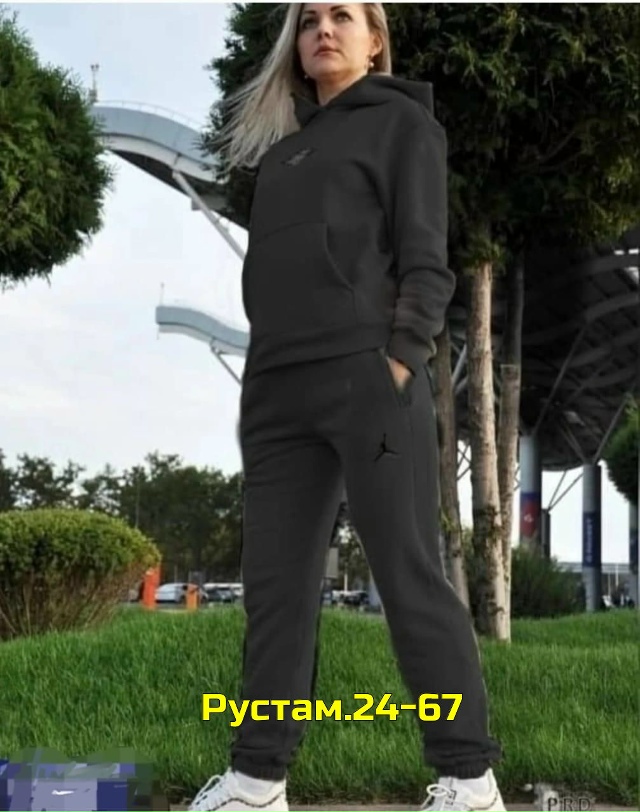 Спортивный костюм 23141381