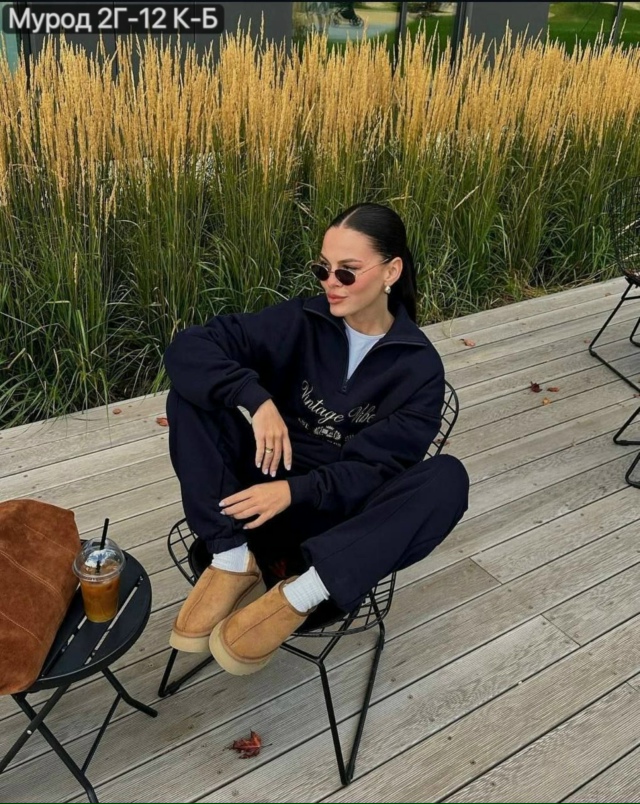 Спортивный костюм 23140376