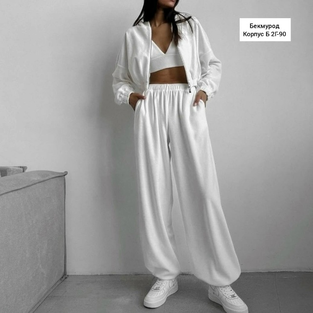 Спортивный костюм 23142182