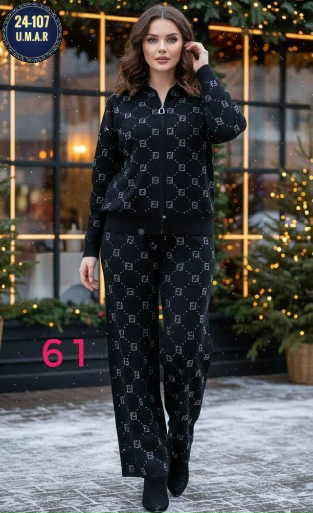 Спортивный костюм 23143514