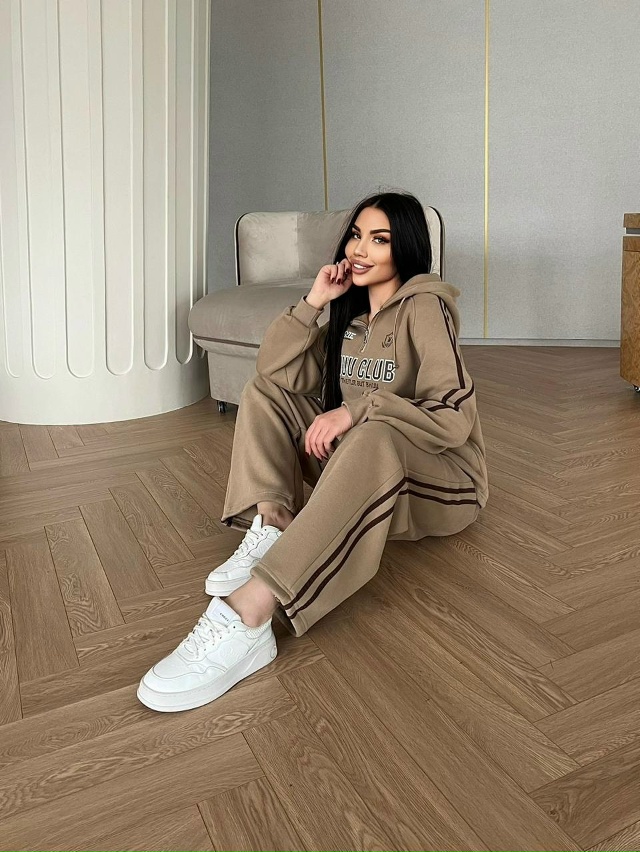 Спортивный костюм 23143014