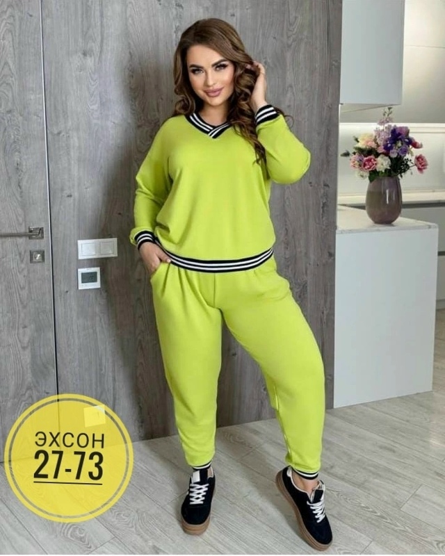 Спортивный костюм 23144098