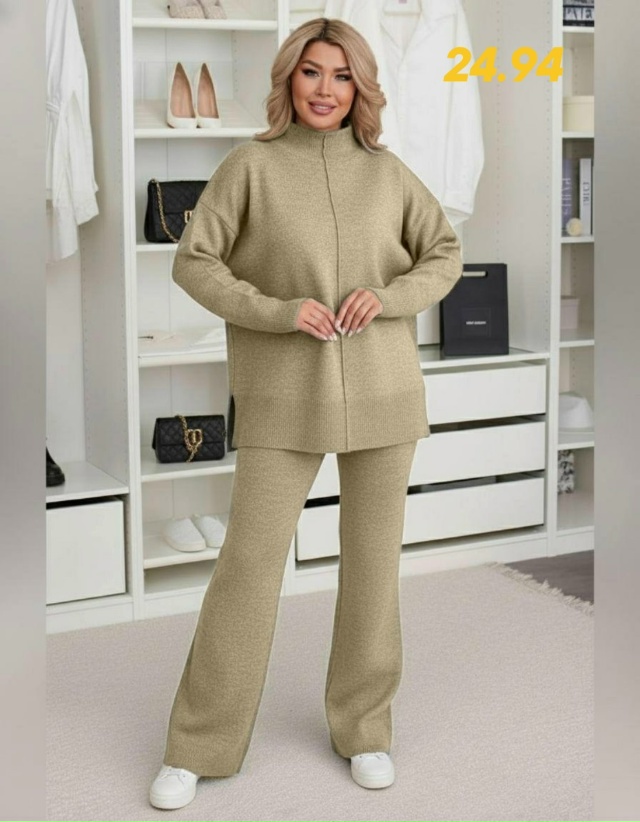 Костюм 23144013