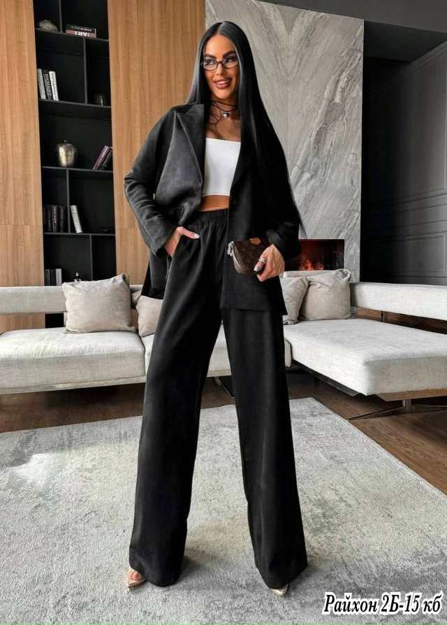 Спортивный костюм 23149250