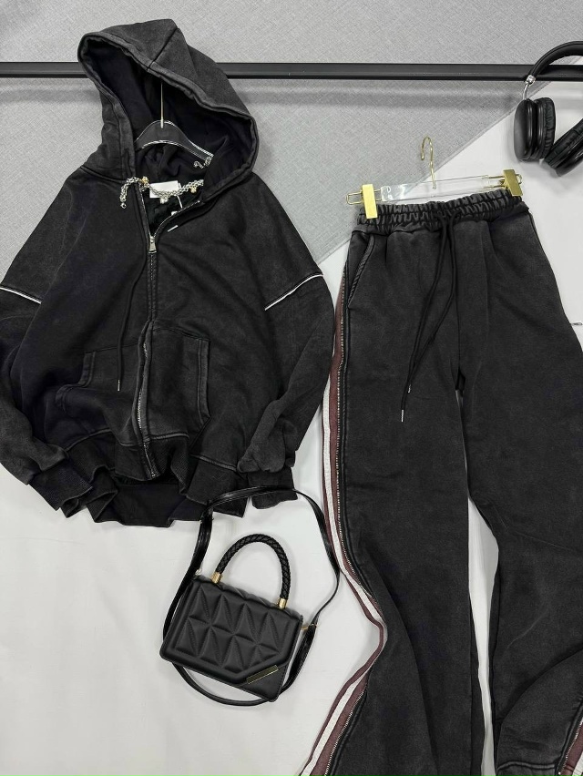 Спортивный костюм 23150669