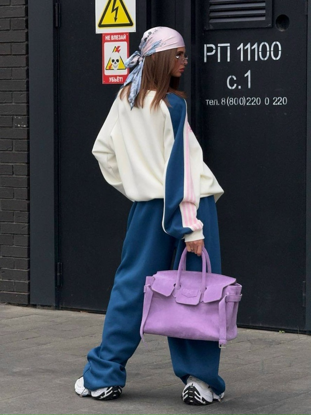 Спортивный костюм 23151107