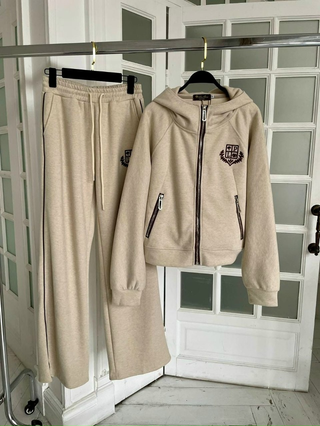 Спортивный костюм 23151448