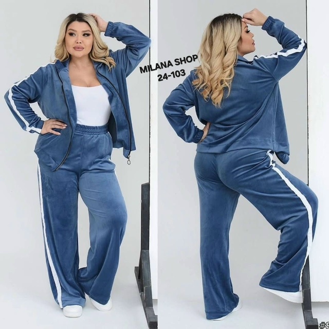 Спортивный костюм 23152607