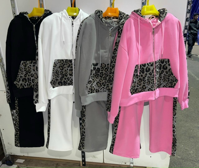 Спортивный костюм 23153520