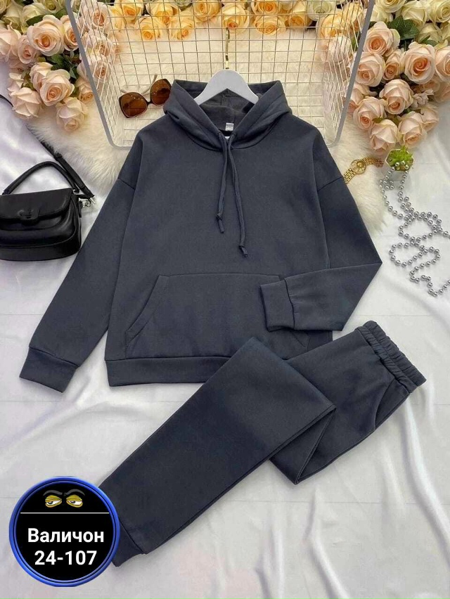 Спортивный костюм 23153665