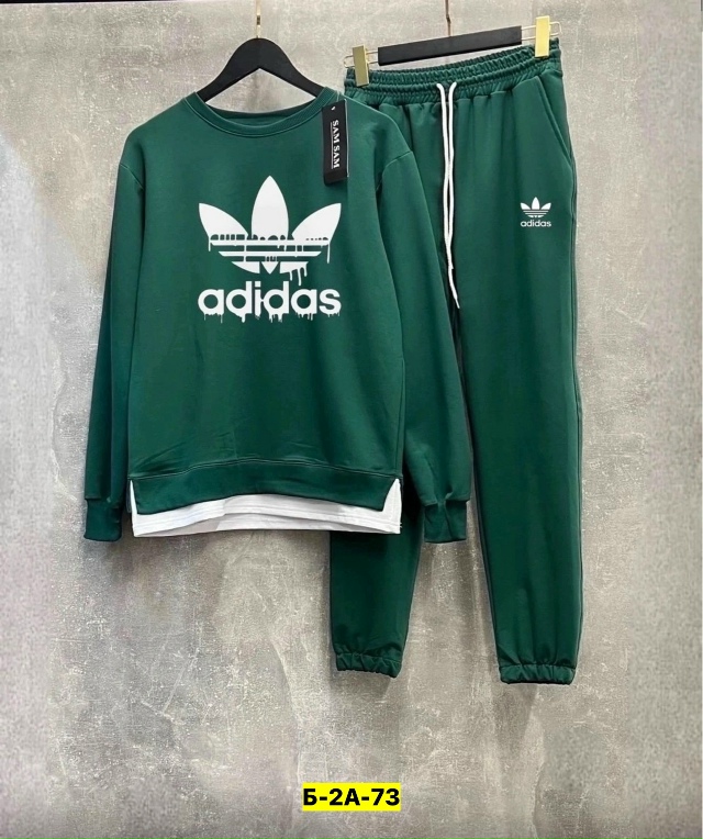 Спортивный костюм 23156245