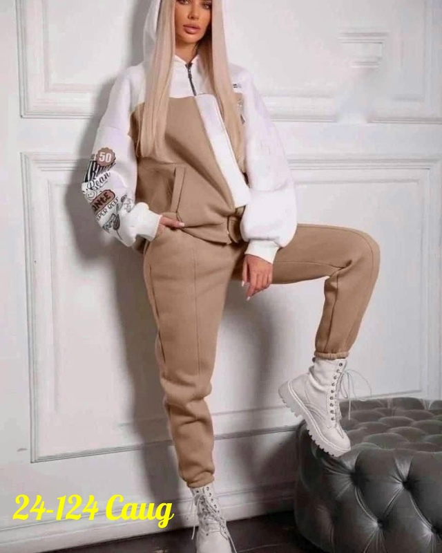 Спортивный костюм 23157758