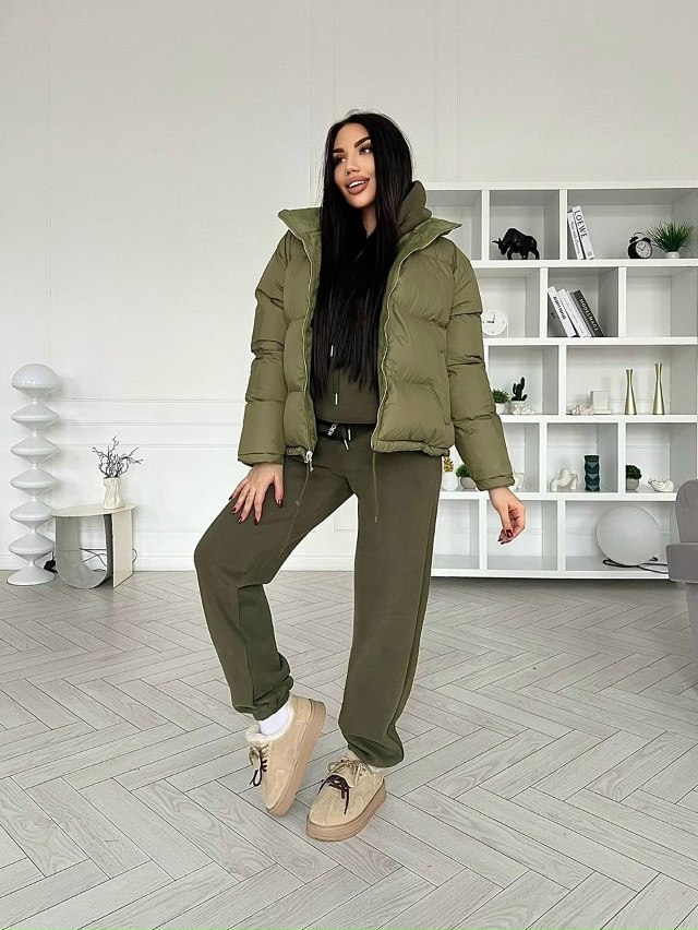 Спортивный костюм 23158825