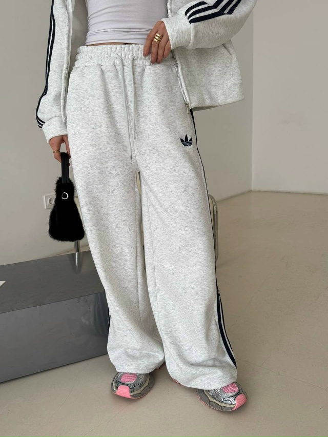 Спортивный костюм 23158290