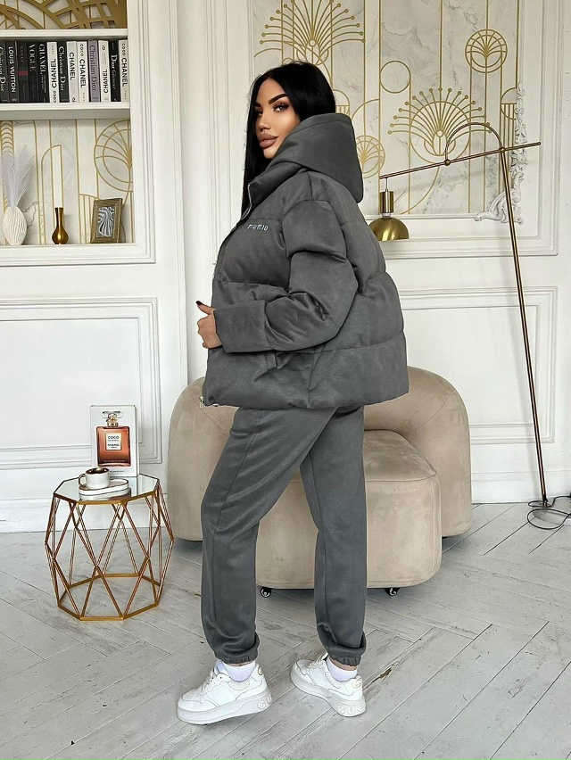 Спортивный костюм 23158821