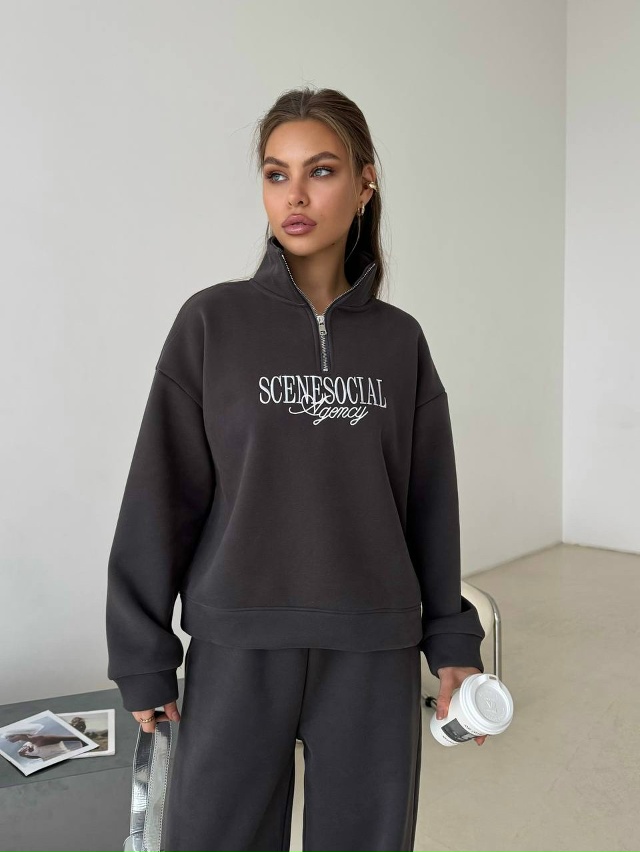 Спортивный костюм 23159180