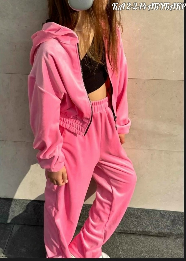 Спортивный костюм 23158935