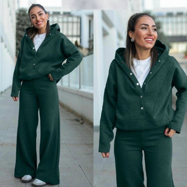 Спортивный костюм 23159841