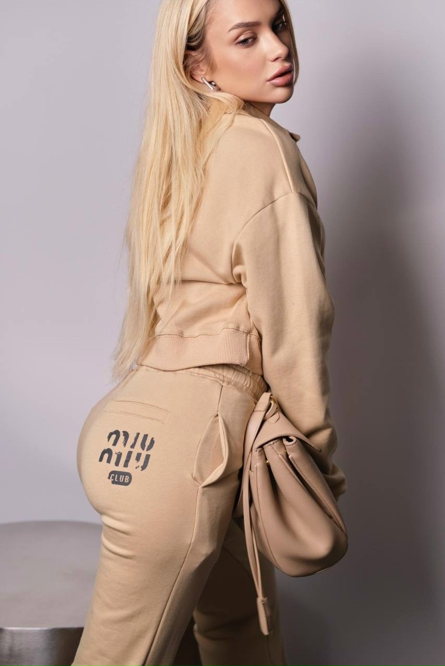 Костюм 23160477