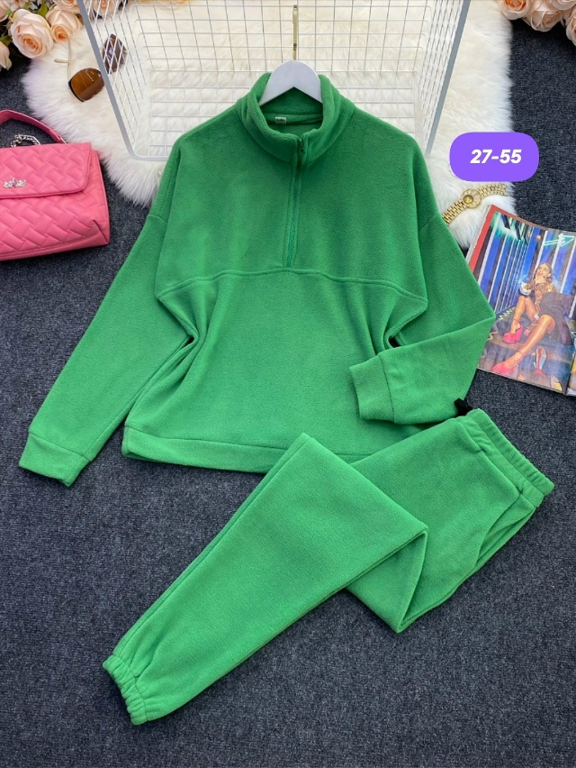 Спортивный костюм 23162379